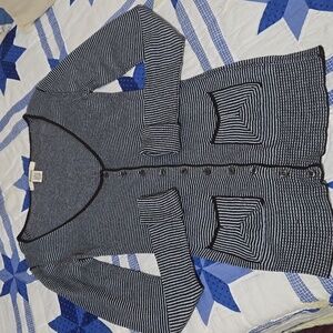Size Small Gray and Black Striped Lightweight Sweater by Monteau